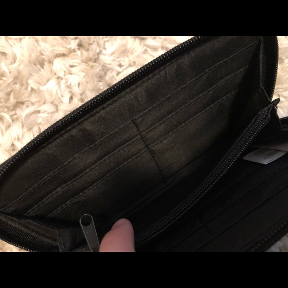 Disney Wallet - Picture 5 of 5